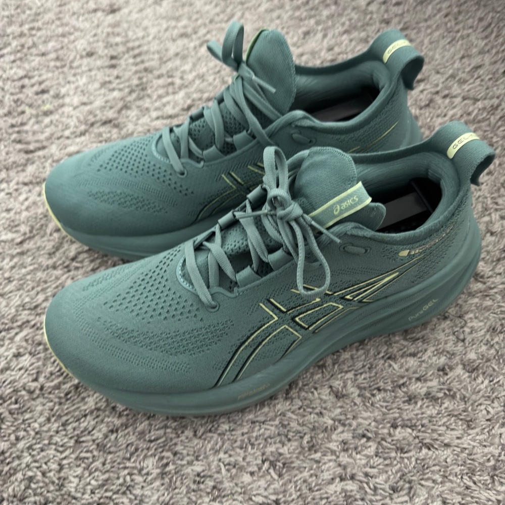 Asics Gel-nimbus 26 Turquoise Athletic Sneakers